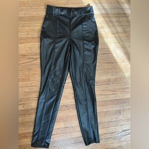 Faux leather medium leggings